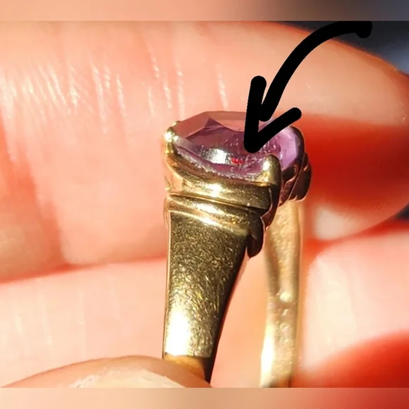 Vintage Ribbed Heart Amethyst Ring